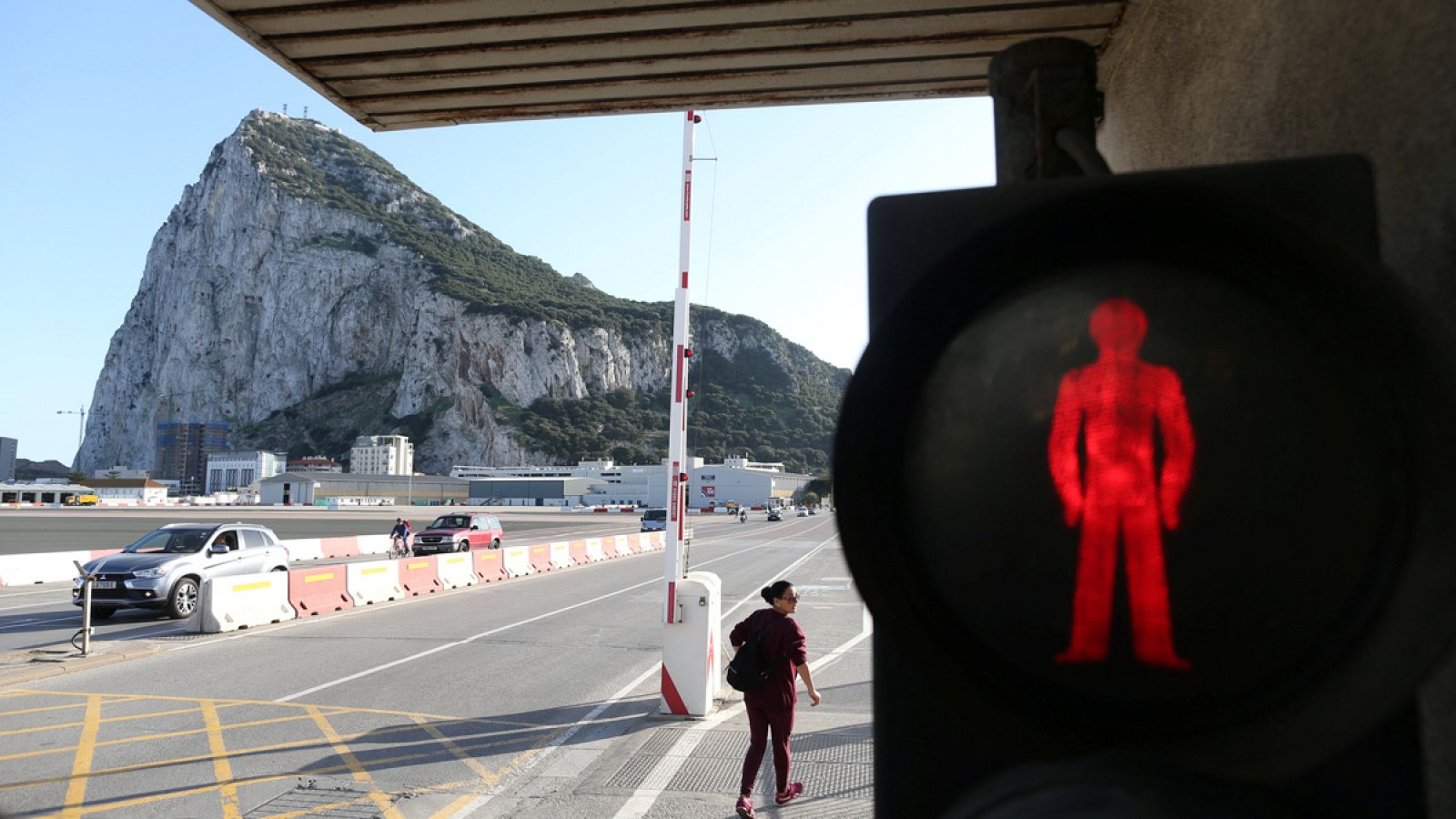 Los trabajadores de Gibraltar, pendientes del acuerdo final del 'Brexit' - RTVE.es