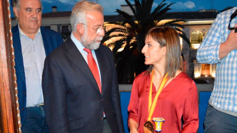 Talavera presume de Sandra Sánchez, su campeona del mundo