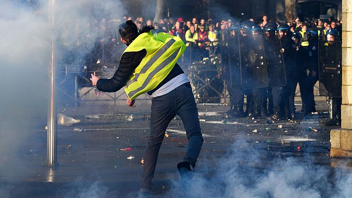 Protestas en Francia contra el alza del precio de los carburantes