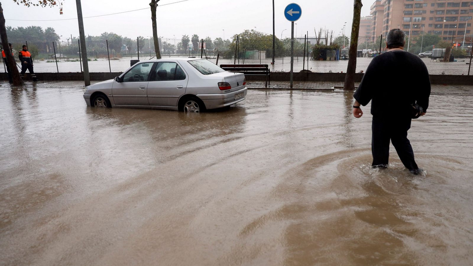 El temporal de lluvia colapsa Valencia y Alicante