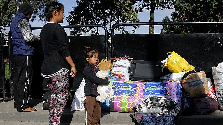 Telediario 1 - Tensión en campamentos de migrantes venezolanos en Colombia