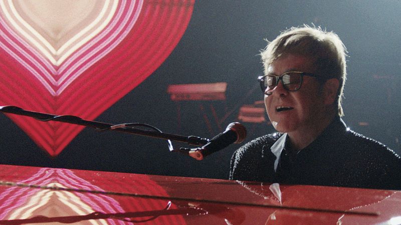 Elton John y otros anuncios navideños emotivos