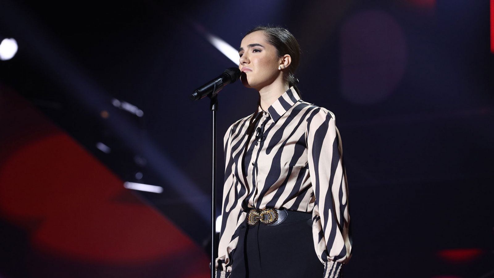 OT 2018 - Marta canta "I want to know what love is" en la gala 9