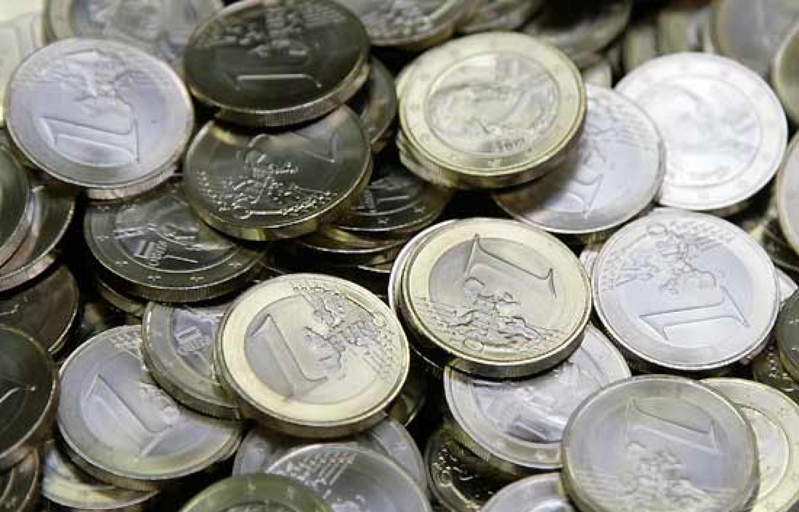 La economía mundial se contraerá el 1,3% este año. En España un 3% y el paro rozará el 20% en 2010.