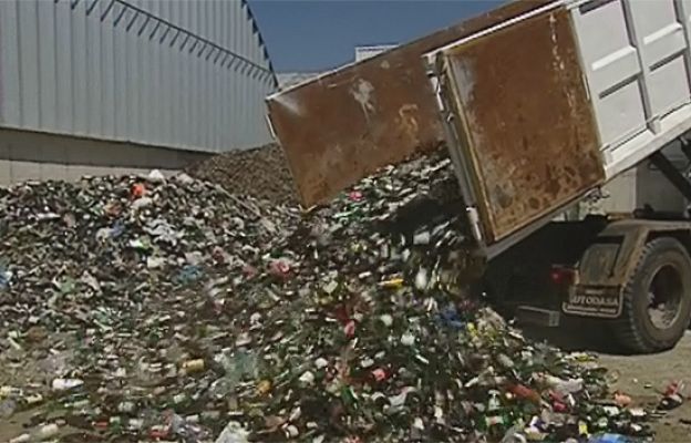 Ciencia y tecnología en Rtve.es - Reciclar vidrio reduce el CO2