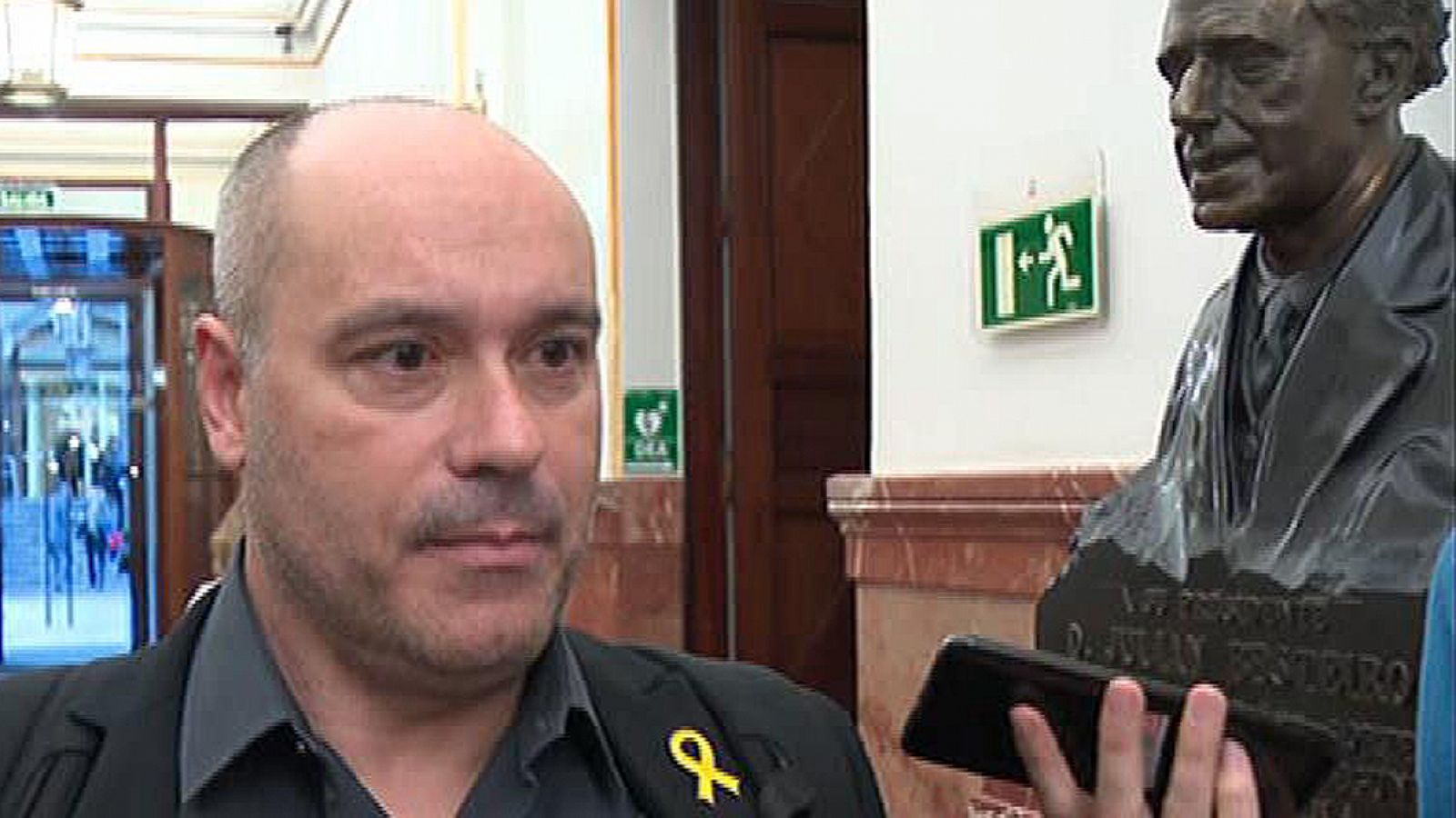 Jordi Salvador (ERC), diputado al que Borrell acusó de escupirle: "Nunca he escupido a nadie, no va conmigo"