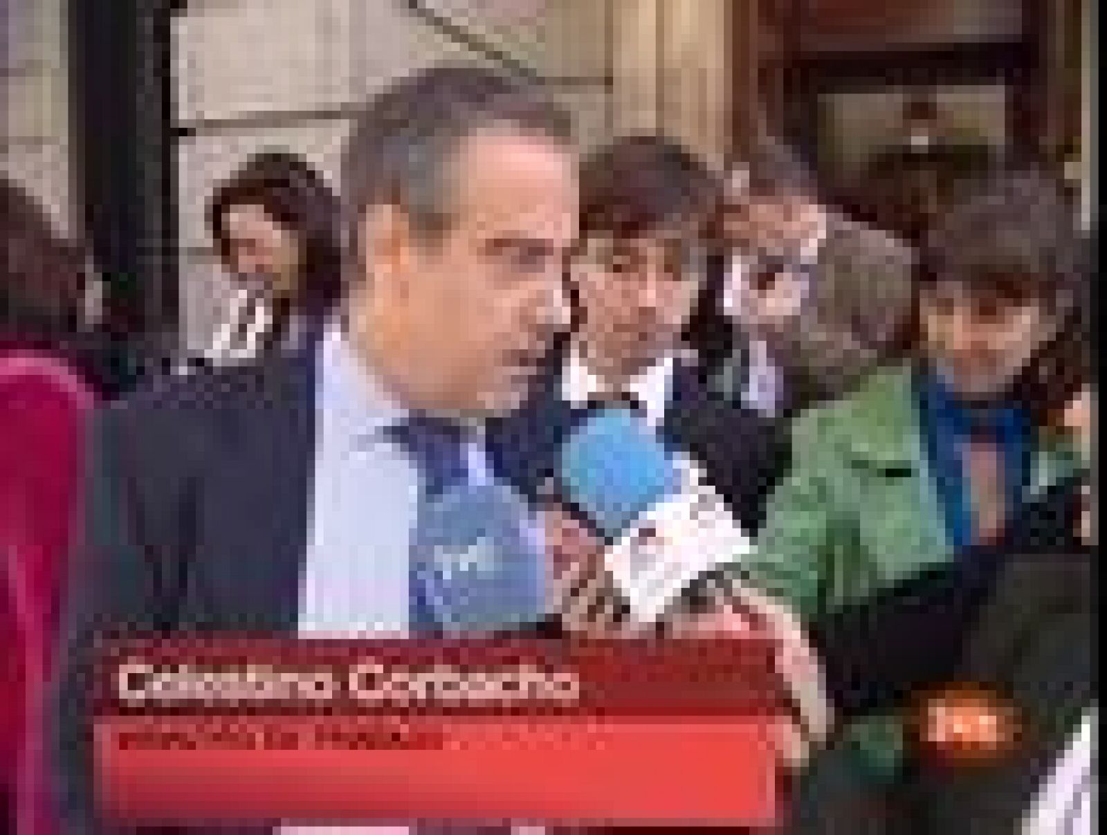 Corbacho zanja la polémica de las pensiones y dice que el Gobierno garantiza las pensiones | Ver