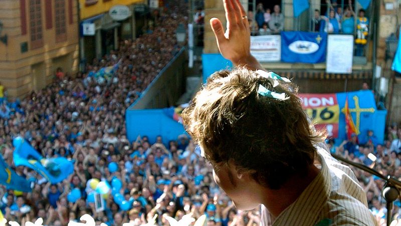 Los aficionados asturianos despiden a Alonso: "Gracias, Fernando"