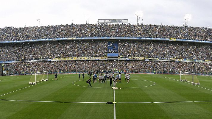 Telediario 1 - La pasión se desborda en Argentina por el River - Boca