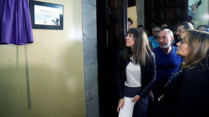 Informativo 24h - Arrasate salda su deuda con Isaías Carrasco 10 años y nueve meses después de su asesinato a manos de ETA