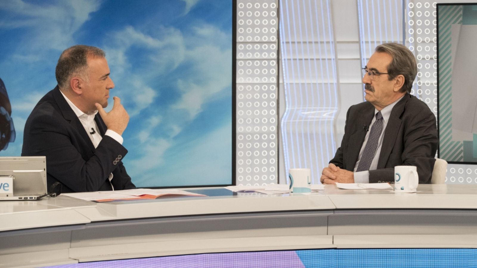 Los desayunos de TVE - Emilio Ontiveros, presidente de Analistas Financieros Internacionales (Afi) - ver ahora