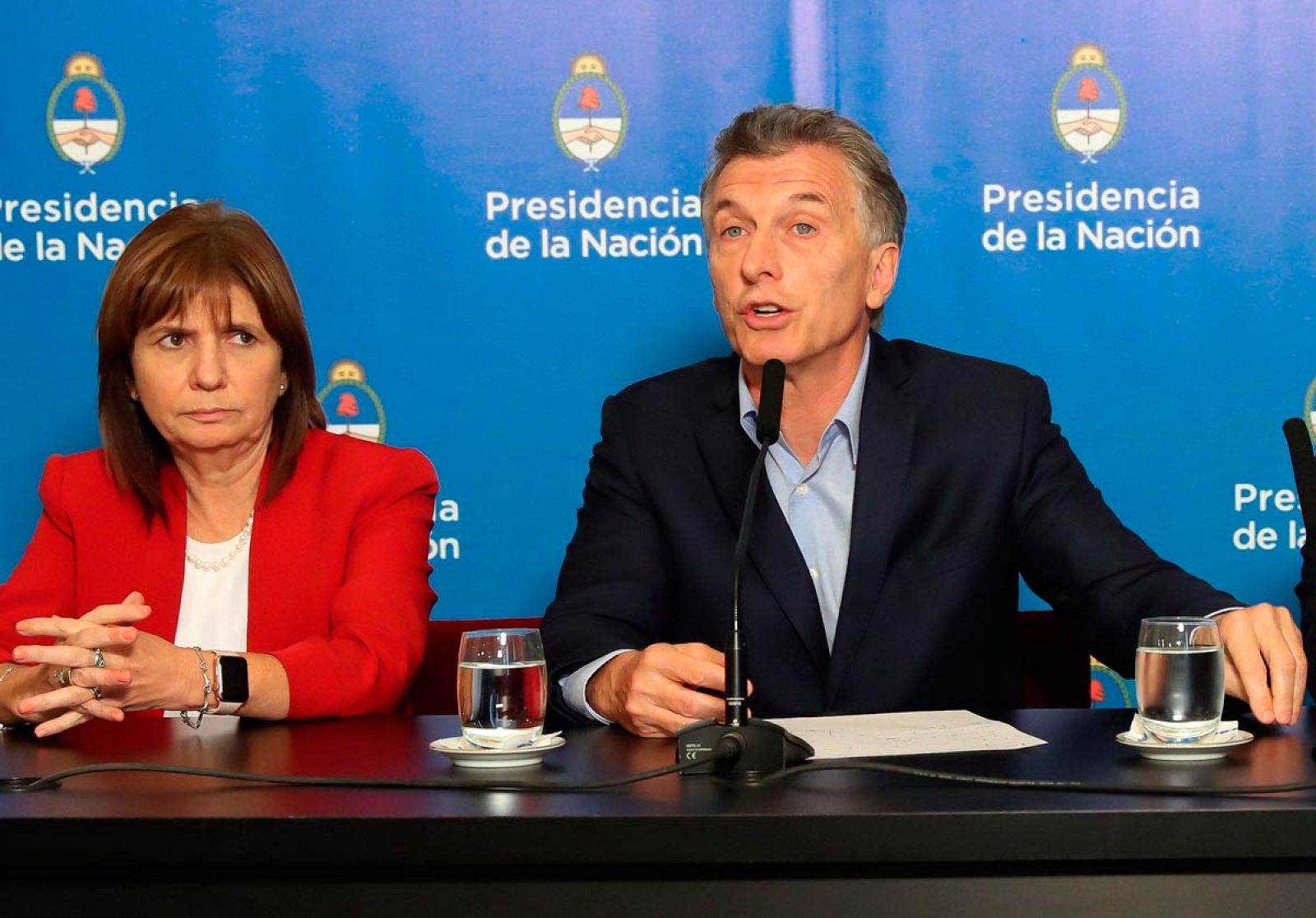 Macri culpa a barras bravas del River del ataque a los jugadores del Boca