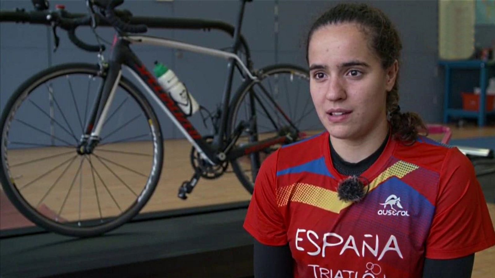 Mujer y deporte - Triatlón: María Rico Meneses - ver ahora