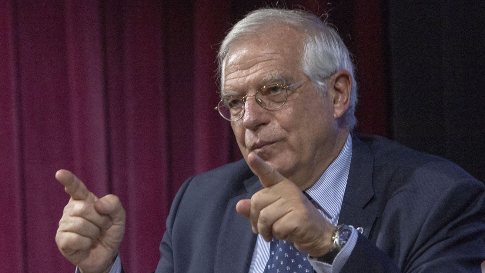 La CNMV multa a Borrell con 30.000 euros por uso de información privilegiada