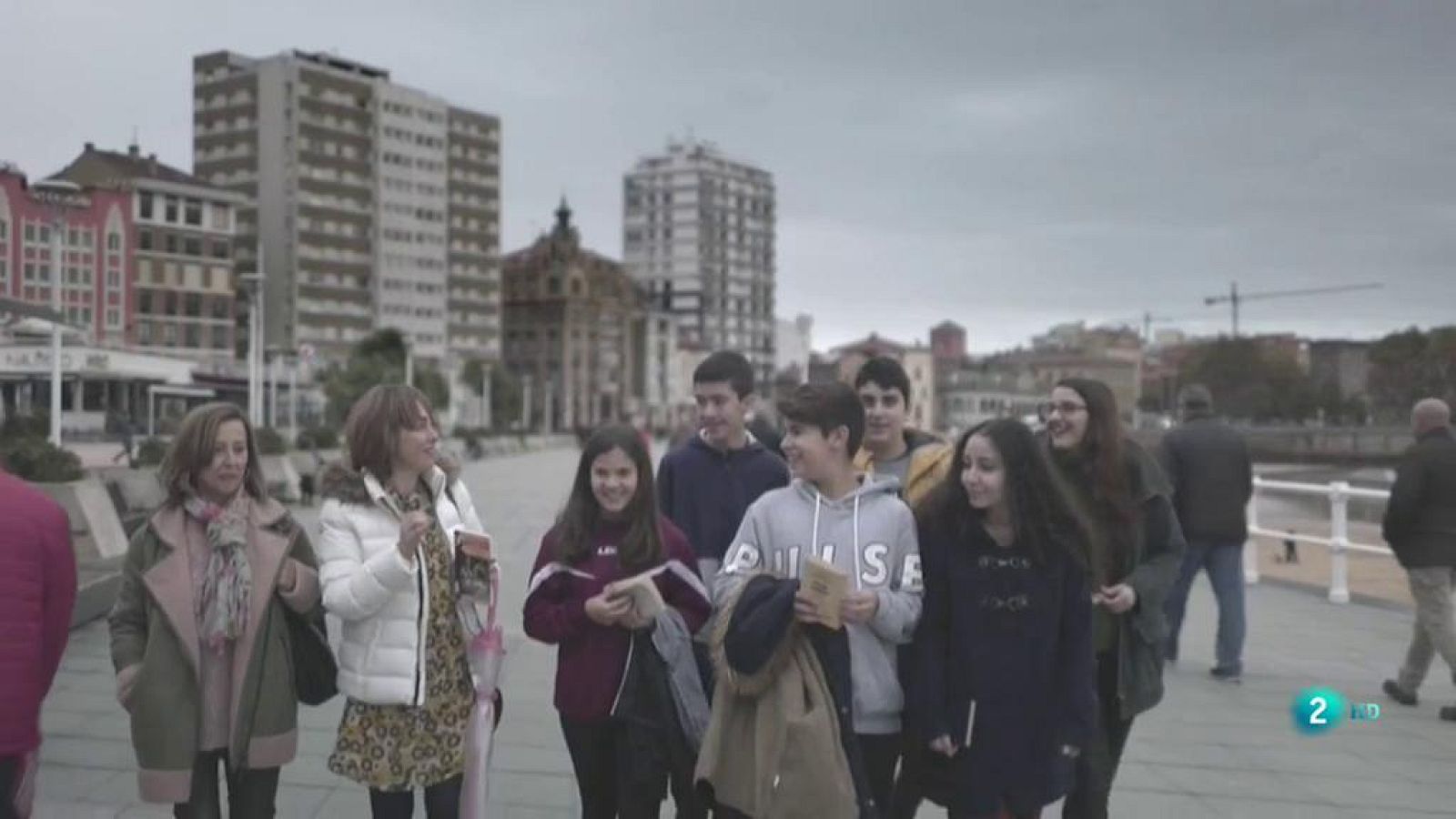 Página Dos - El reportaje - El Callejero poético del IES Jovellanos de Gijón