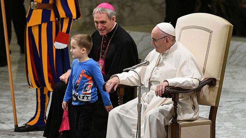 Un niño con autismo, protagonista en la audiencia del papa