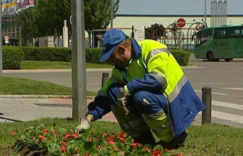 Más de mil ayuntamientos que el año pasado carecían de liquidez para pagar a sus acreedores se beneficiarán de las medidas de apoyo del Gobierno.