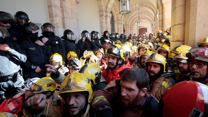 Telediario 1 - Telediario 2 en 4' - 28/11/18