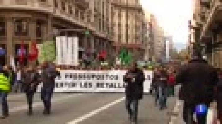 Telediario 1 - Nueva jornada de protestas contra los recortes en Cataluña