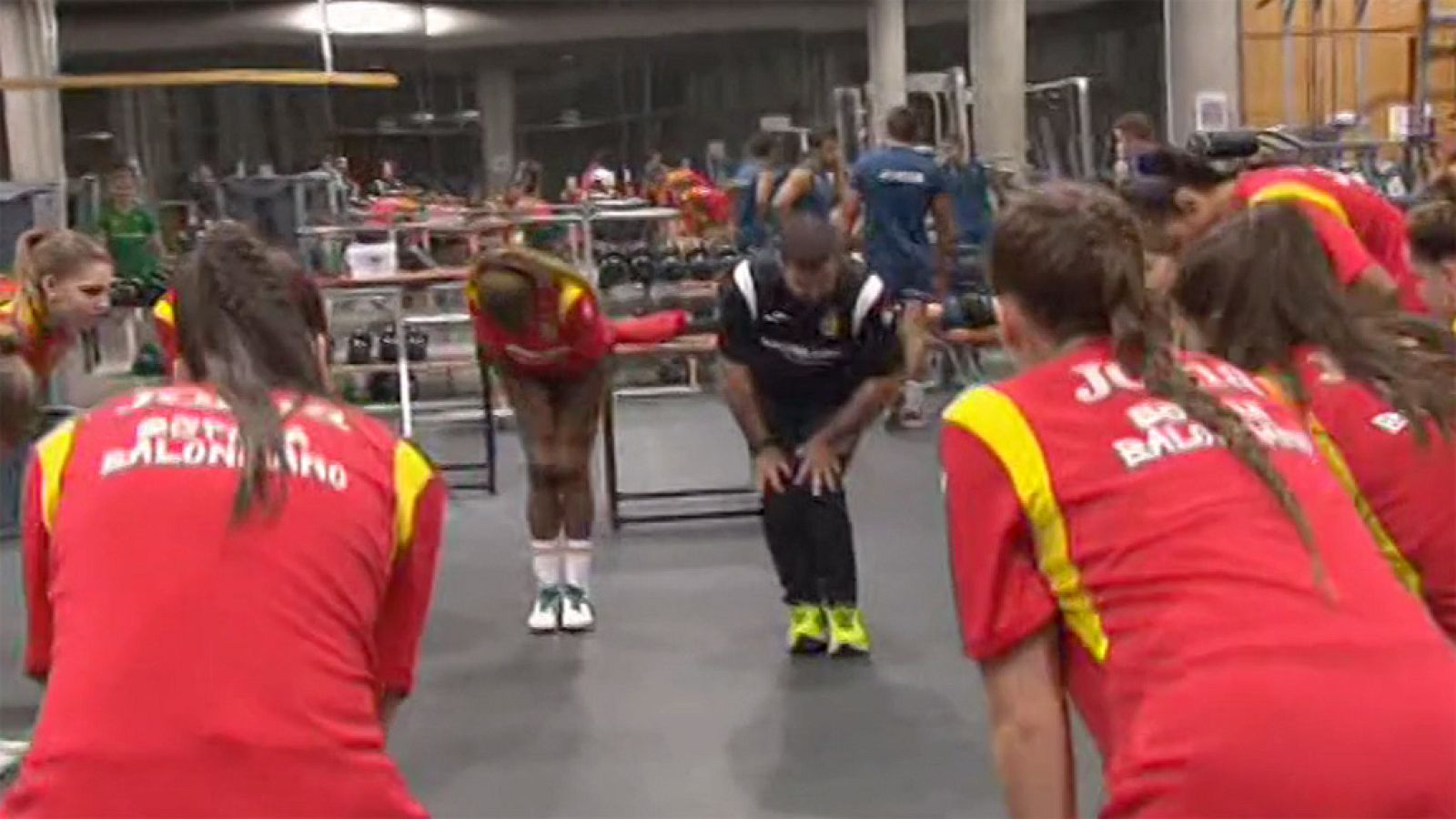 Europeo de balonmano femenino: [Objetivo 2021 (II): Así trabajan las 'Guerreras' del futuro] | Ver