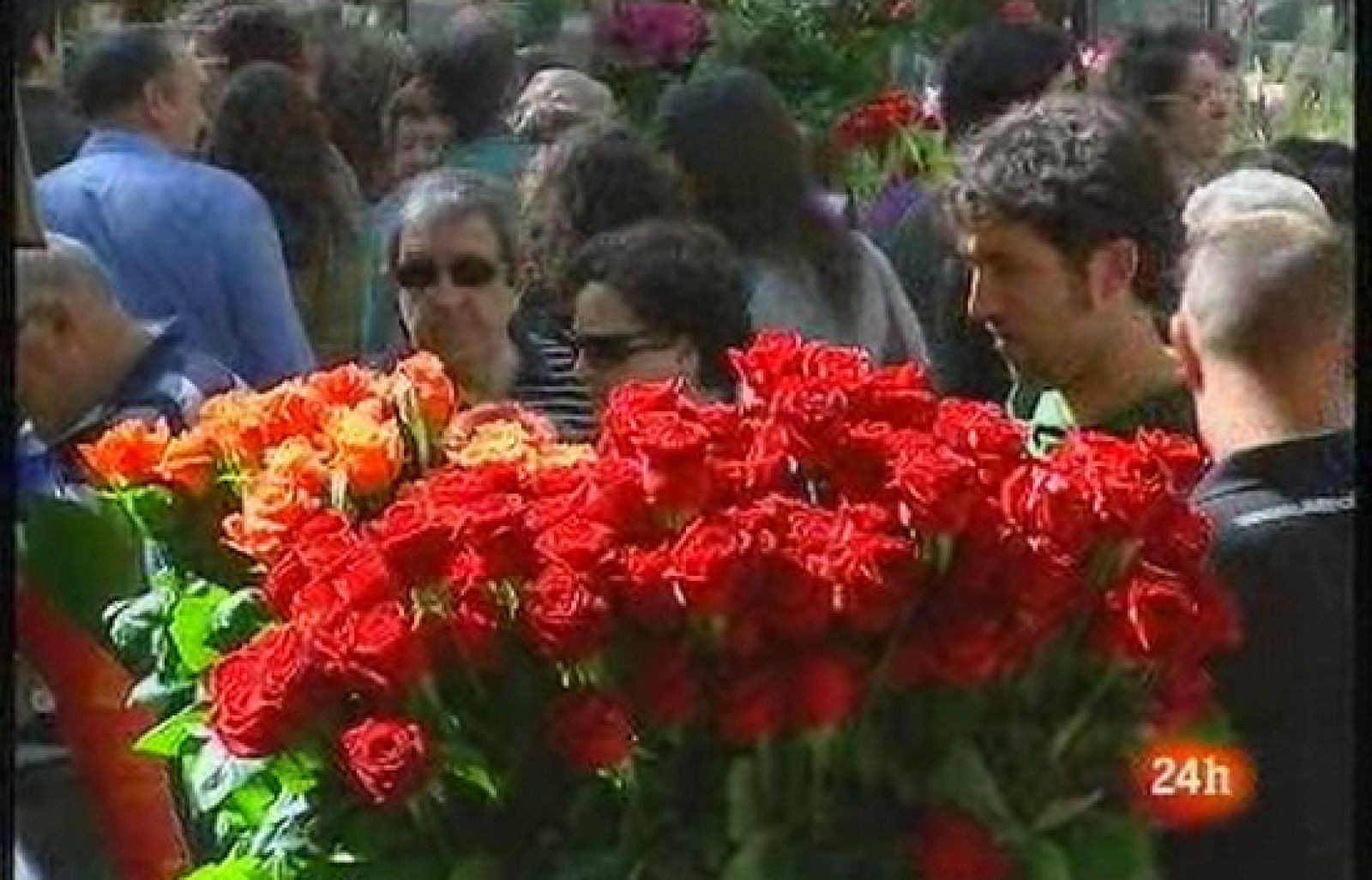 Informatiu: Especial Sant Jordi - L'Informatiu | Veure