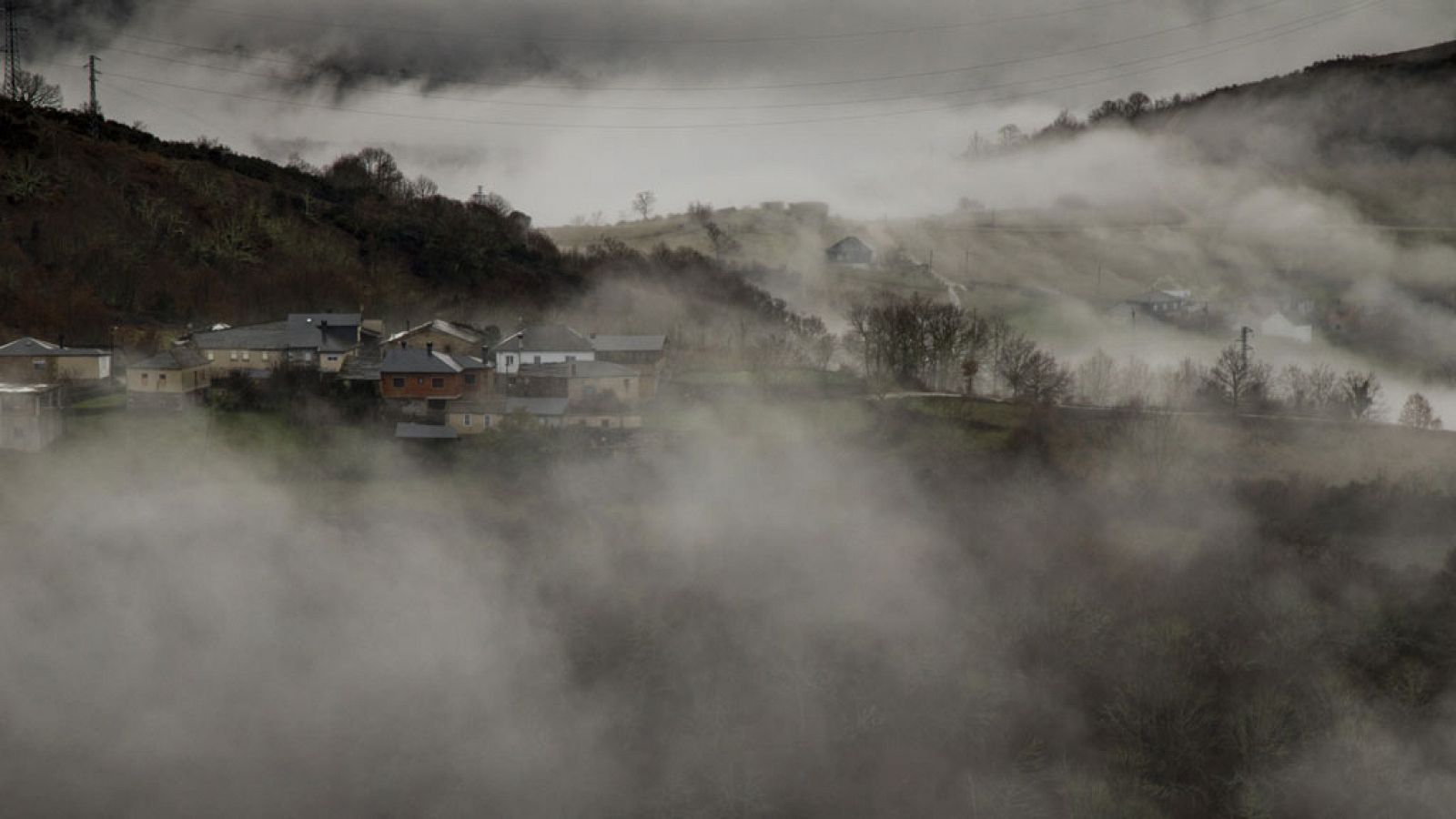 El tiempo: Temperaturas superiores a lo normal y nieblas en la meseta norte | RTVE Play