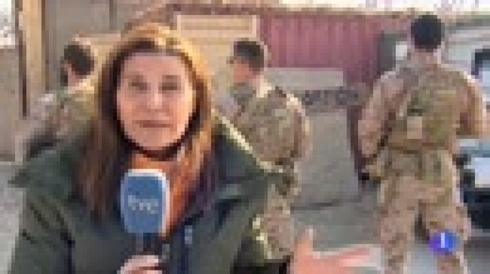 Robles visita a las tropas españolas en Afganistán