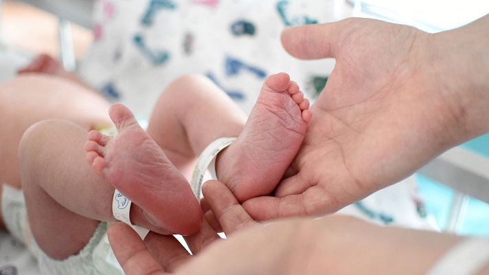 Nace el primer bebé de un útero trasplantado a partir de una donante fallecida