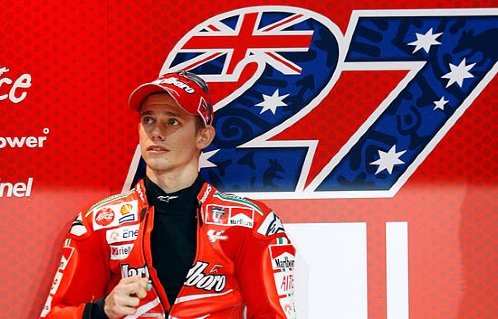'Paddock GP' entrevista en exclusiva a Casey Stoner, quien habla de su triunfo en Qatar y de sus impresiones sobre la nueva temporada.