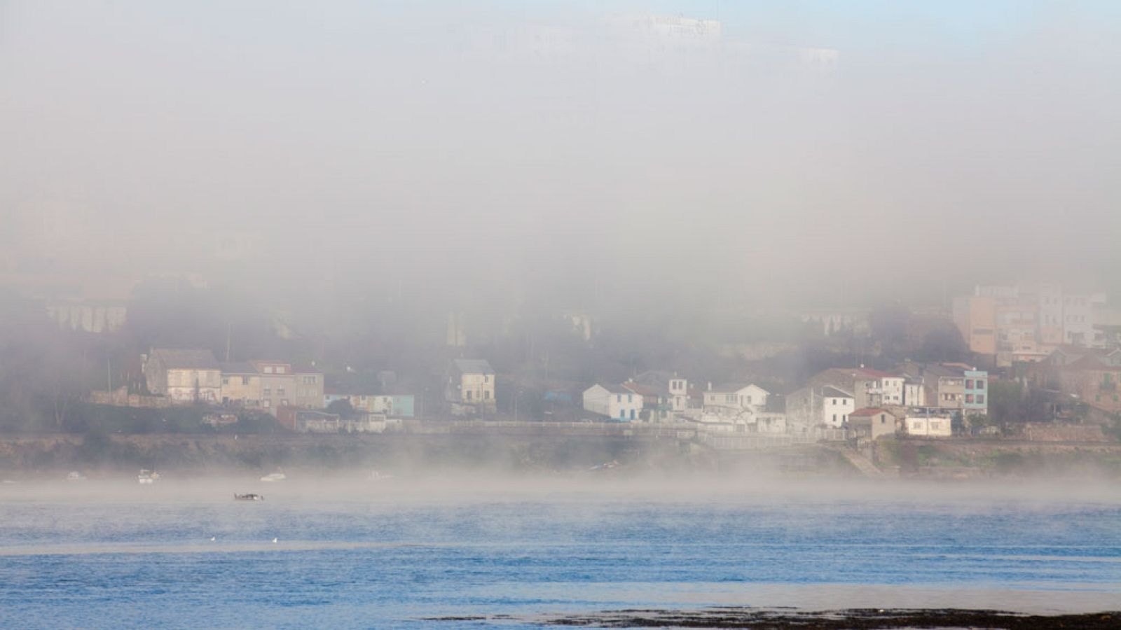 Nieblas en la Meseta norte, valle del Ebro y depresiones del noreste peninsular - Ver ahora