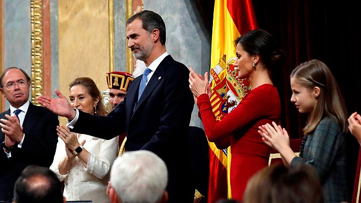 El rey llama a "preservar" los valores constitucionales y une la Monarquía a la "democracia y libertad" de España 
