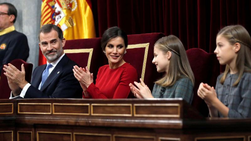 Telediario 2 en cuatro minutos - 06/12/18 - Ver ahora