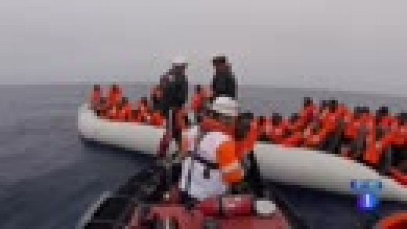 El Aquarius deja sus actividades de rescate de inmigrantes en el Mediterráneo 