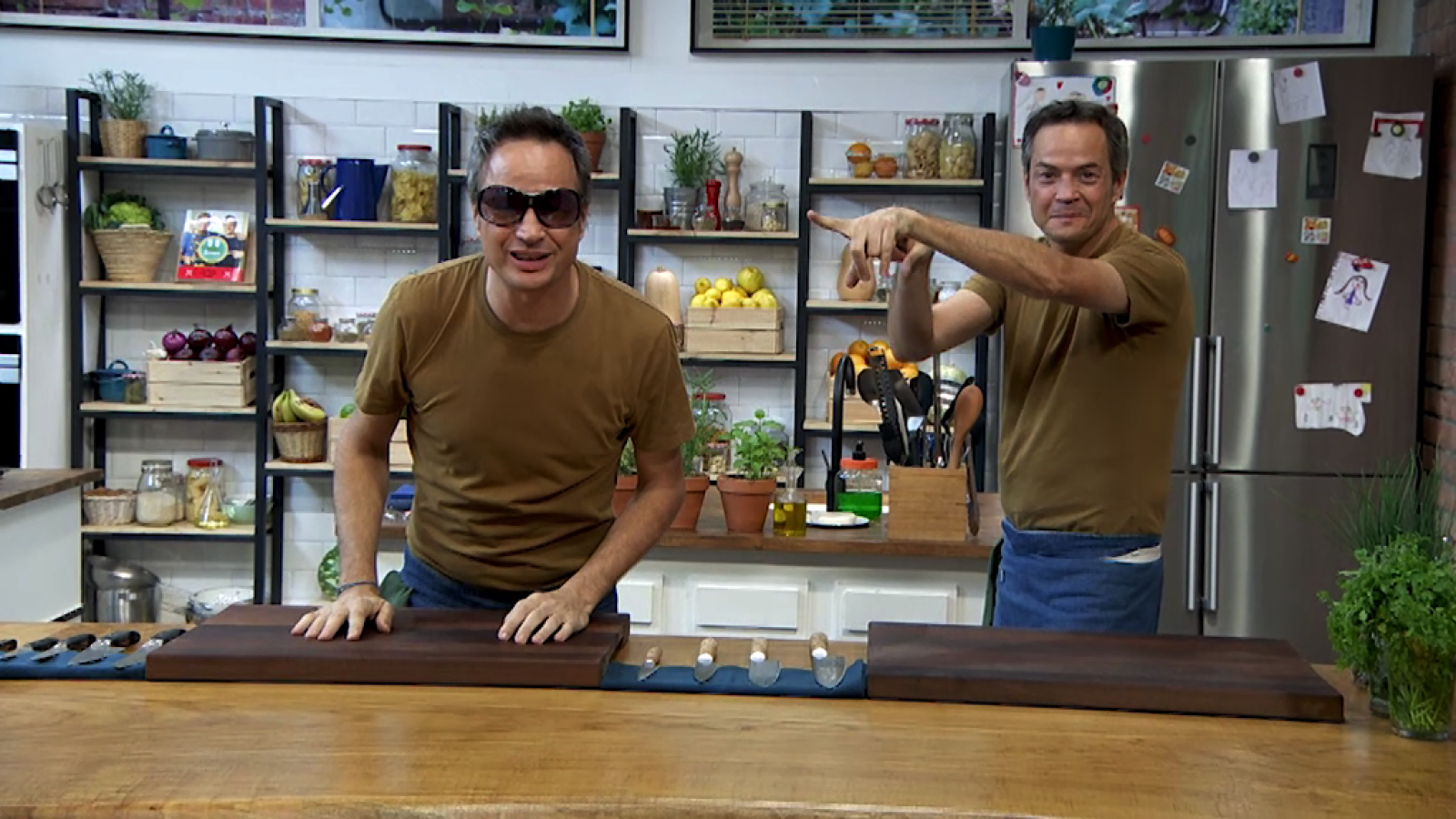 Torres en la cocina - Minipizzas de berenjena y rollitos de primavera - ver ahora