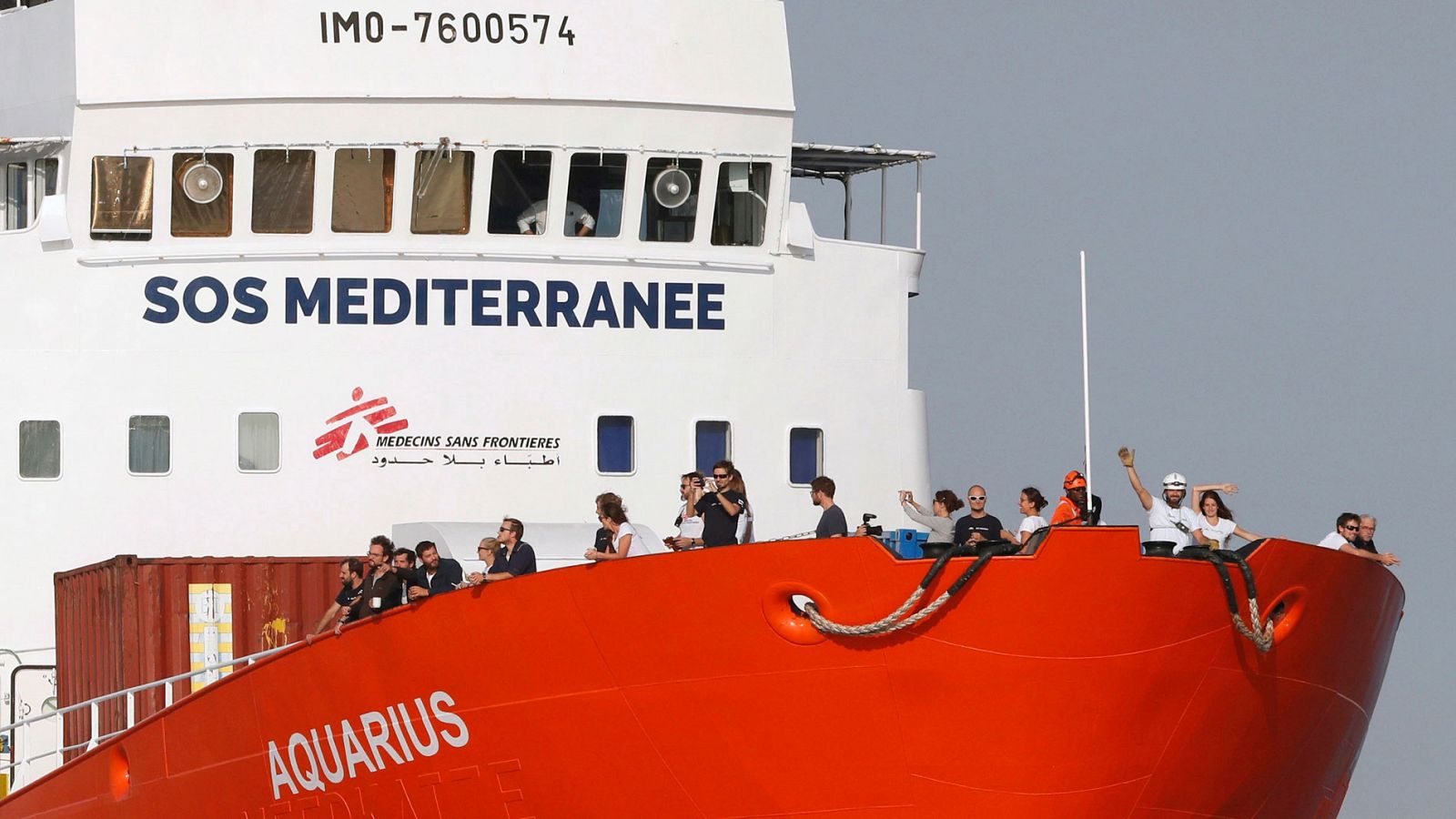El Aquarius pone fin al rescate de migrantes por las "múltiples presiones políticas" - RTVE.es