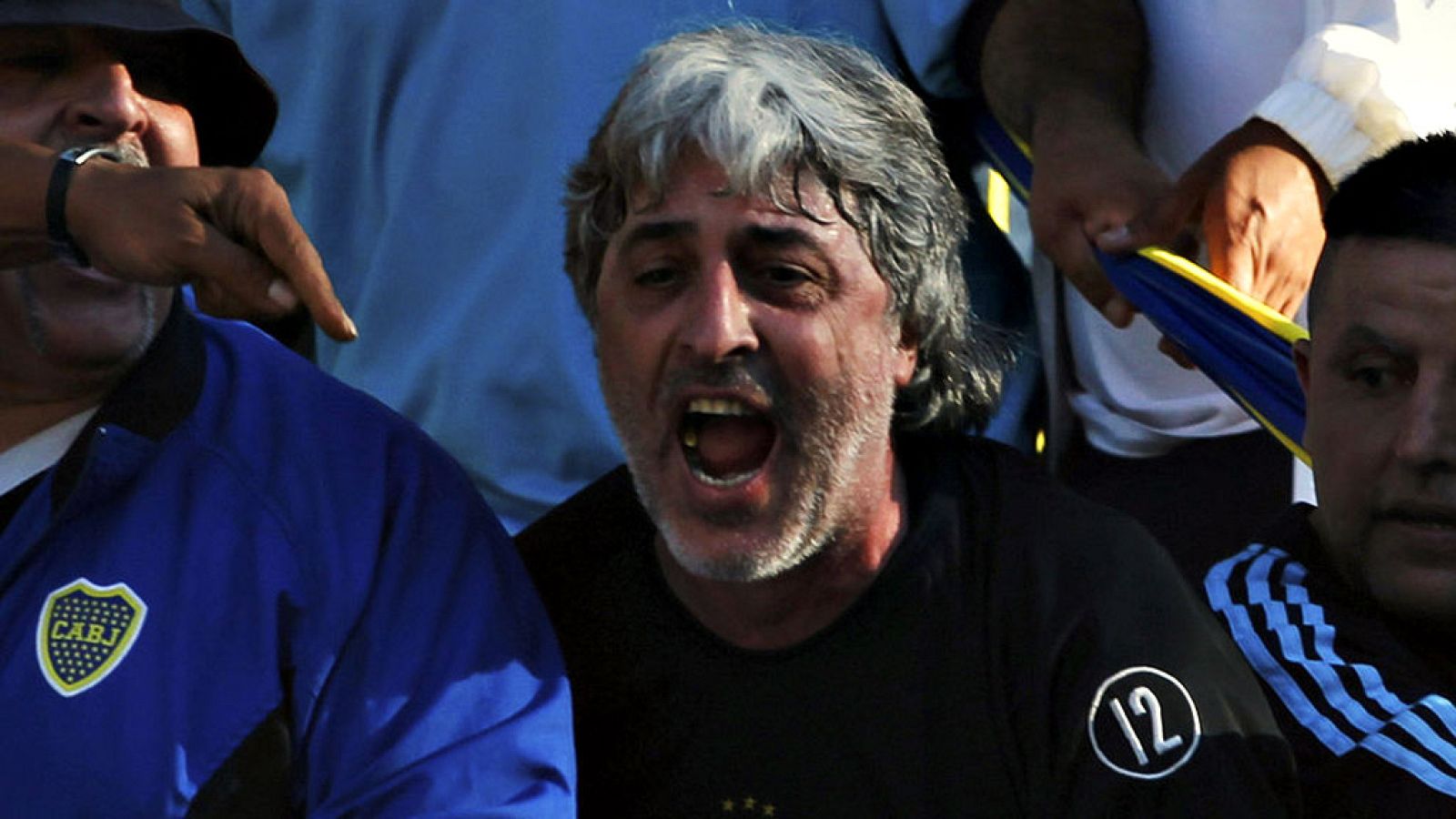 La Policía Nacional ha deportado a Argentina a Maxi Mazzaro, uno de los cabecillas de los ultras de Boca Juniors detectado en Madrid y que ya está camino del país sudamericano.