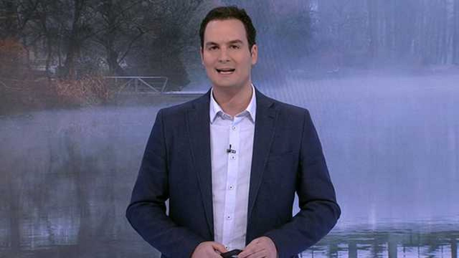 Nieblas localmente persistentes en ambas mesetas y Extremadura