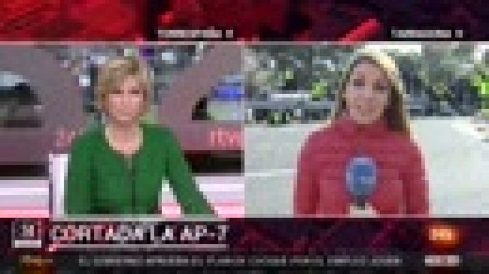 Informativo 24h - Los CDR cortan la AP-7 a la altura de la l'Ampolla, en Tarragona