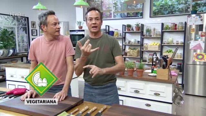 RTVE Cocina - Pizza de quesos, pera y nueces