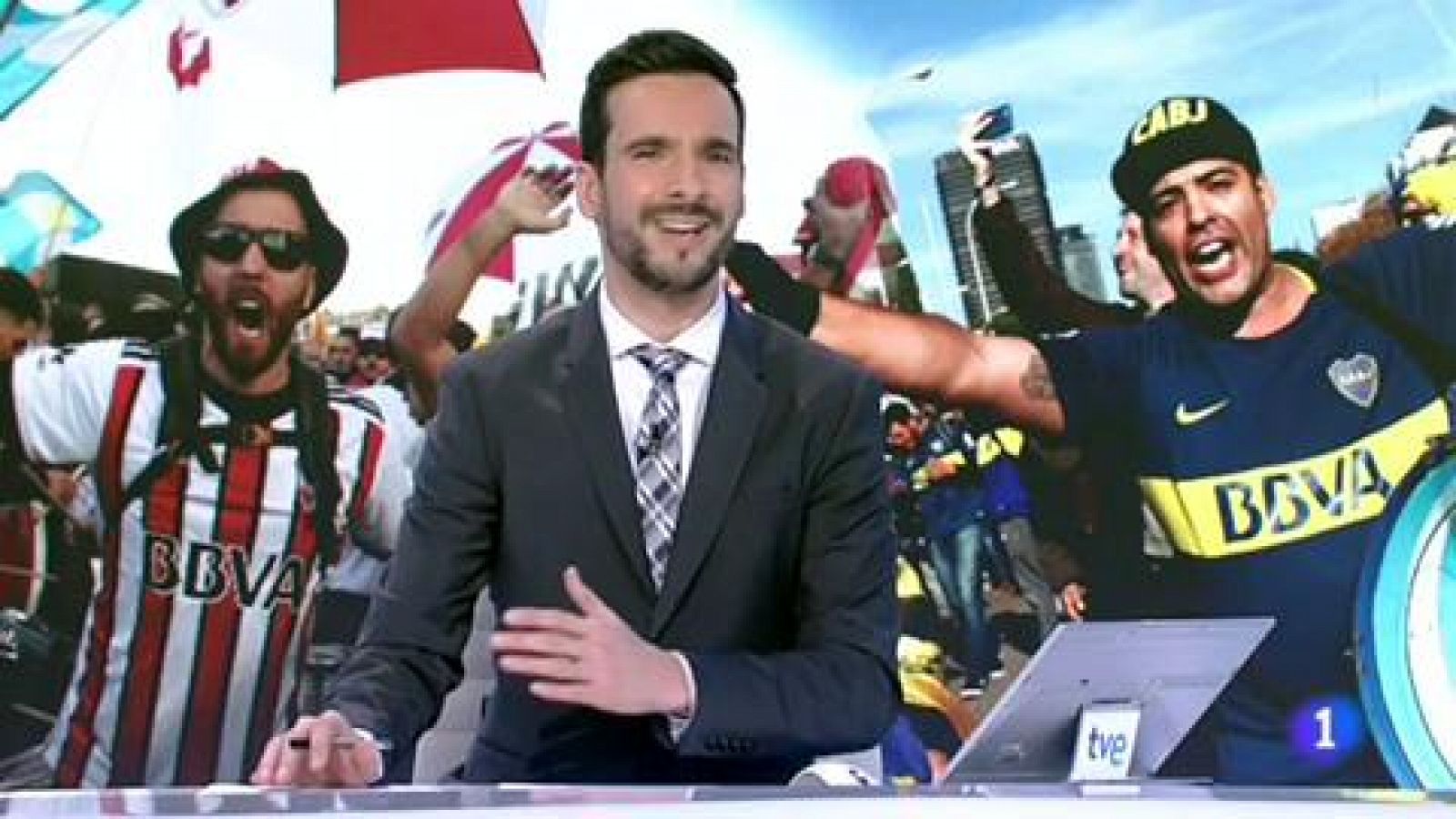 Final Libertadores: Ambientazo en las zonas de animación de River y Boca - RTVE.es | Ver