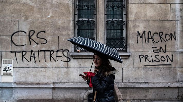 Telediario 1 - Macron se reunirá con la patronal y sindicatos este lunes
