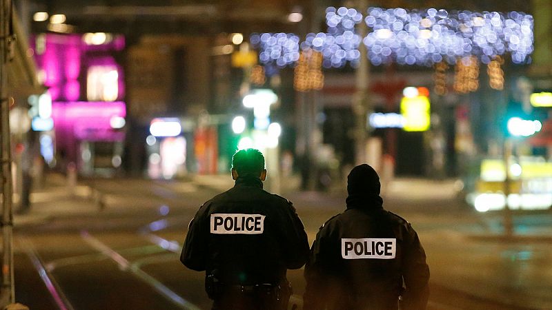 Al menos un muerto y varios heridos en un tiroteo en un mercado navideño en Estrasburgo