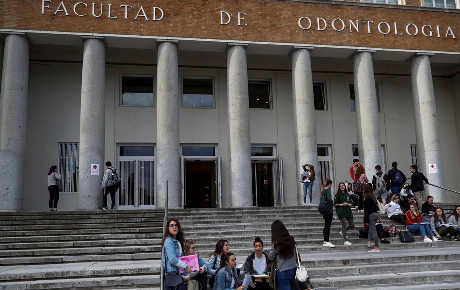 La inversión en universidades públicas ha caído en más de 830 millones de euros en cinco años, alertan los rectores