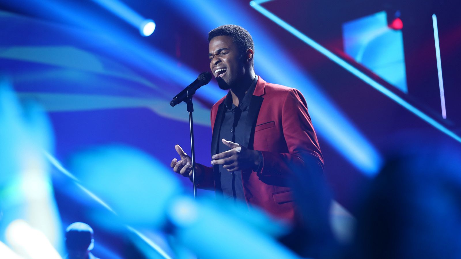 OT 2018 - Famous canta "Solo tú" en la gala 12