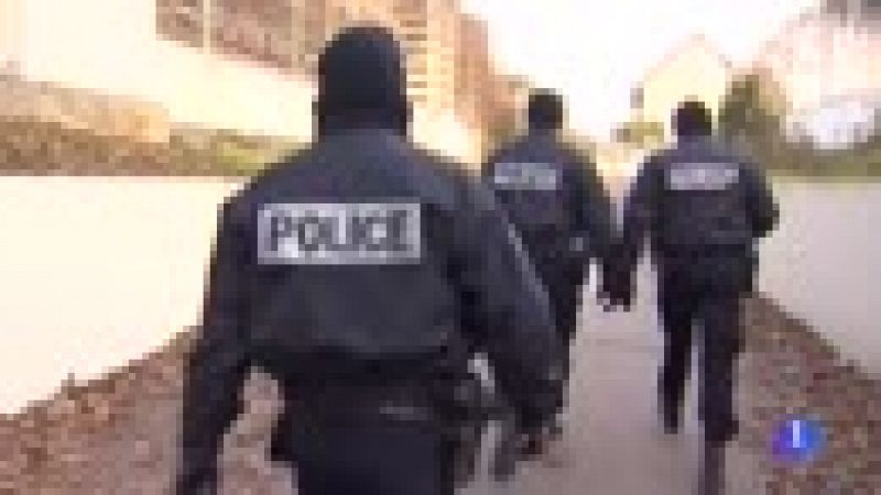 La Policía francesa peina el barrio donde vivía el presunto terrorista de Estrasburgo