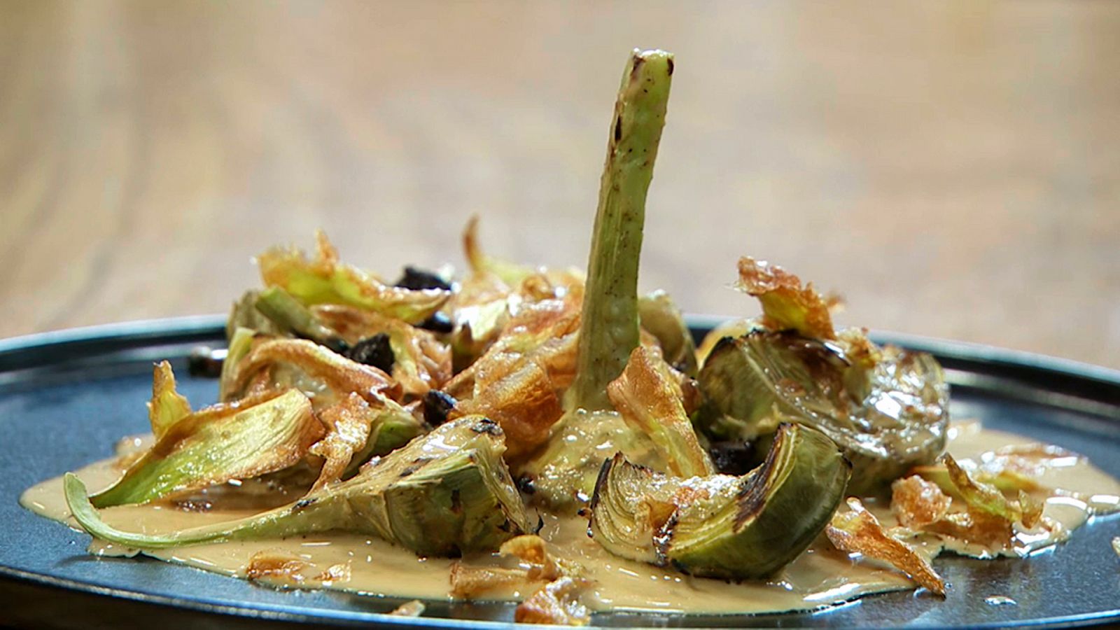Torres en la cocina - Alcachofas con chantilly de foie
