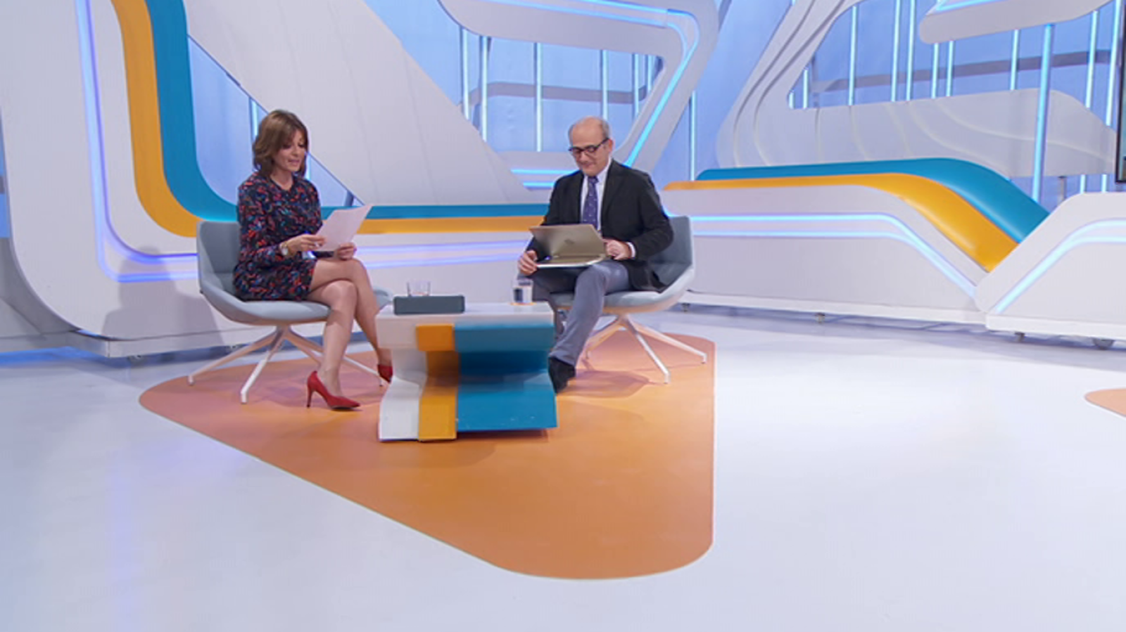 Aquí hay trabajo - 17/12/18 - ver ahora