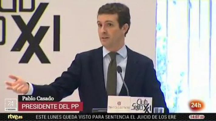 Casado reprocha a Sánchez actitudes "contra la Constitución" y que "mendigue" una reunión con Torra