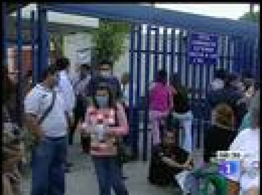 Telediario 1 - Telediario en 4' - 27/04/09