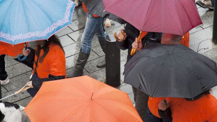 Viento fuerte y lluvias en Galicia y nevadas en cordillera cantábrica